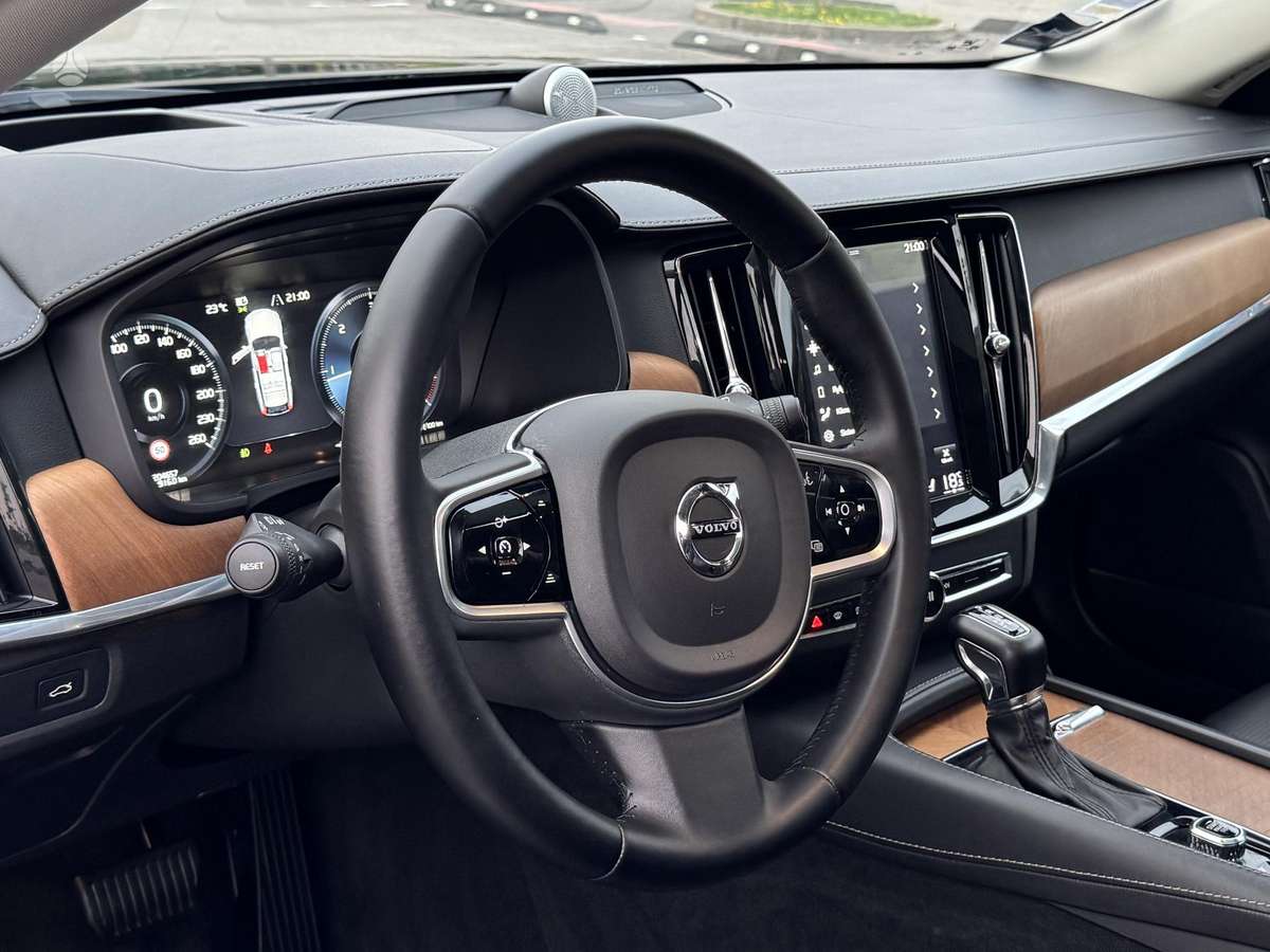 Volvo V90, 2.0 l., Универсал