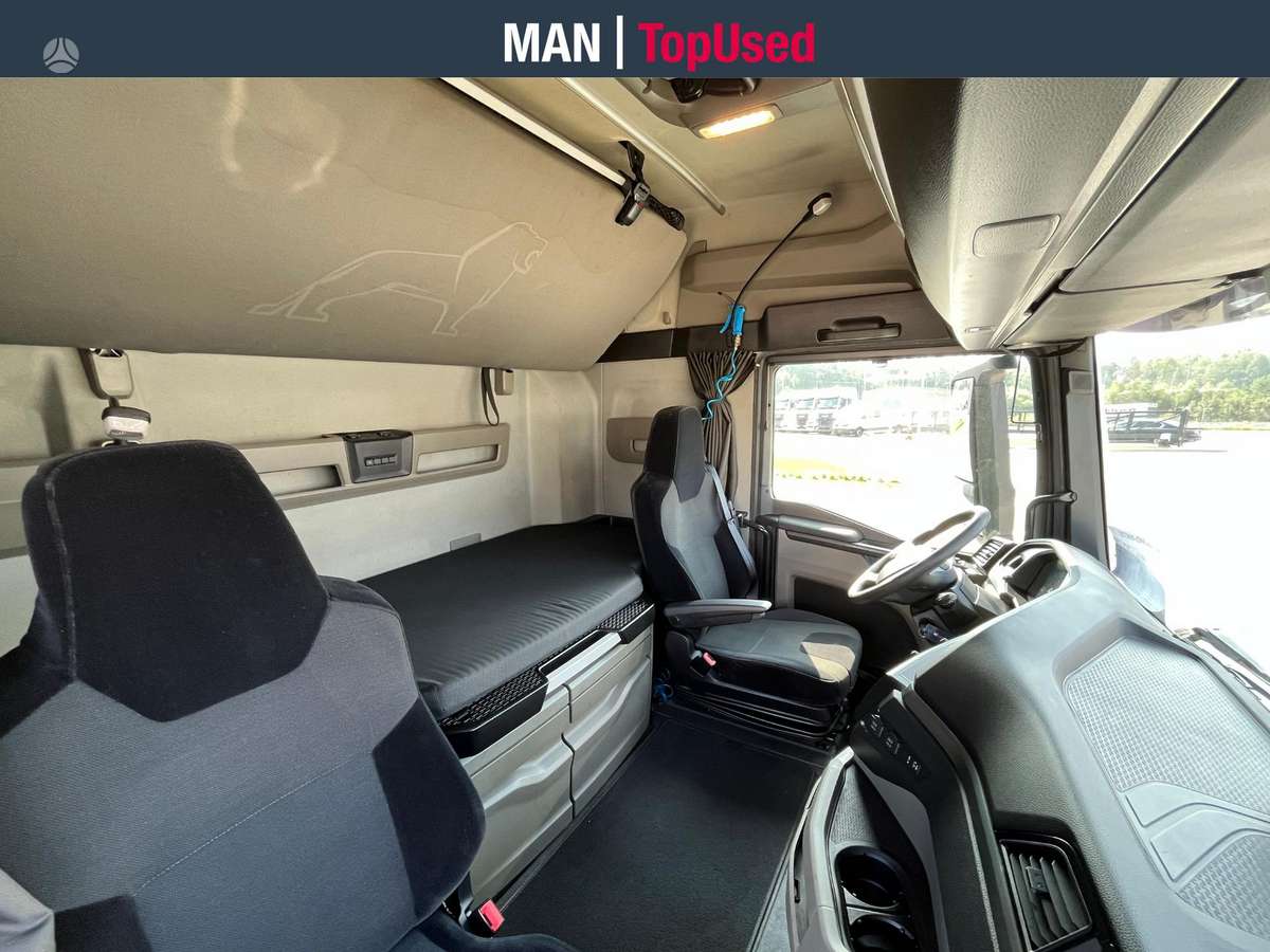 MAN TGX 18.470 GM cab (6737), double sleeper