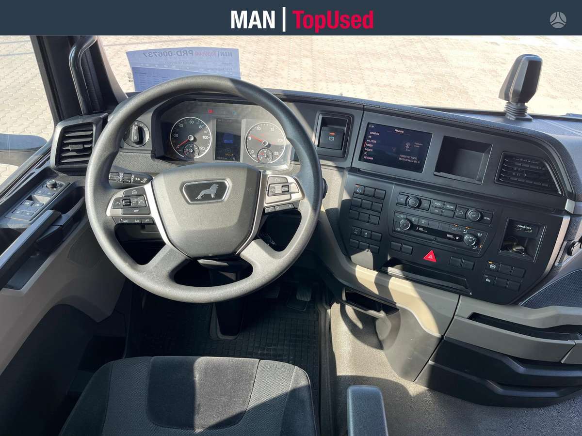 MAN TGX 18.470 GM cab (6737), double sleeper