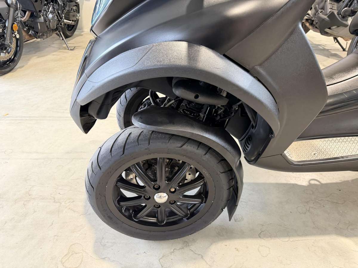 Piaggio MP3 500cc, трициклы