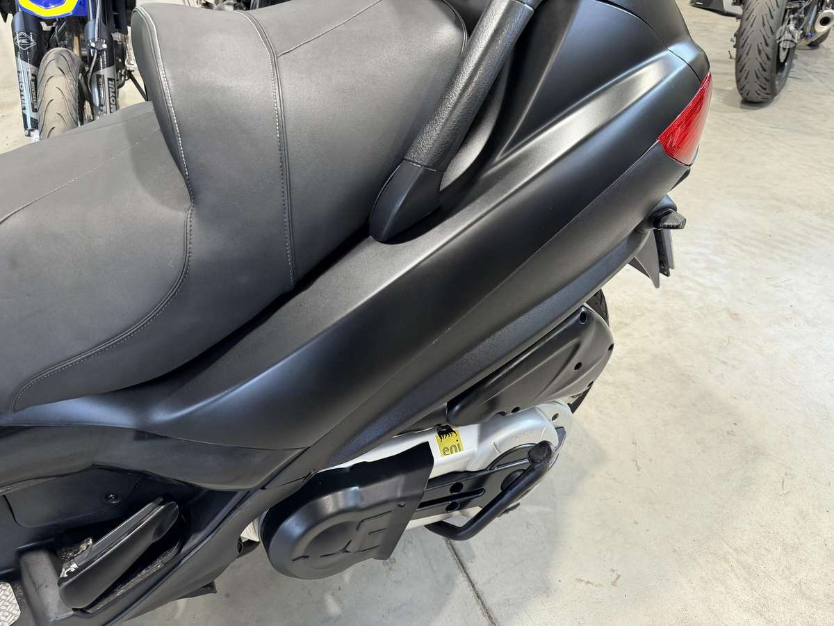 Piaggio MP3 500cc, трициклы