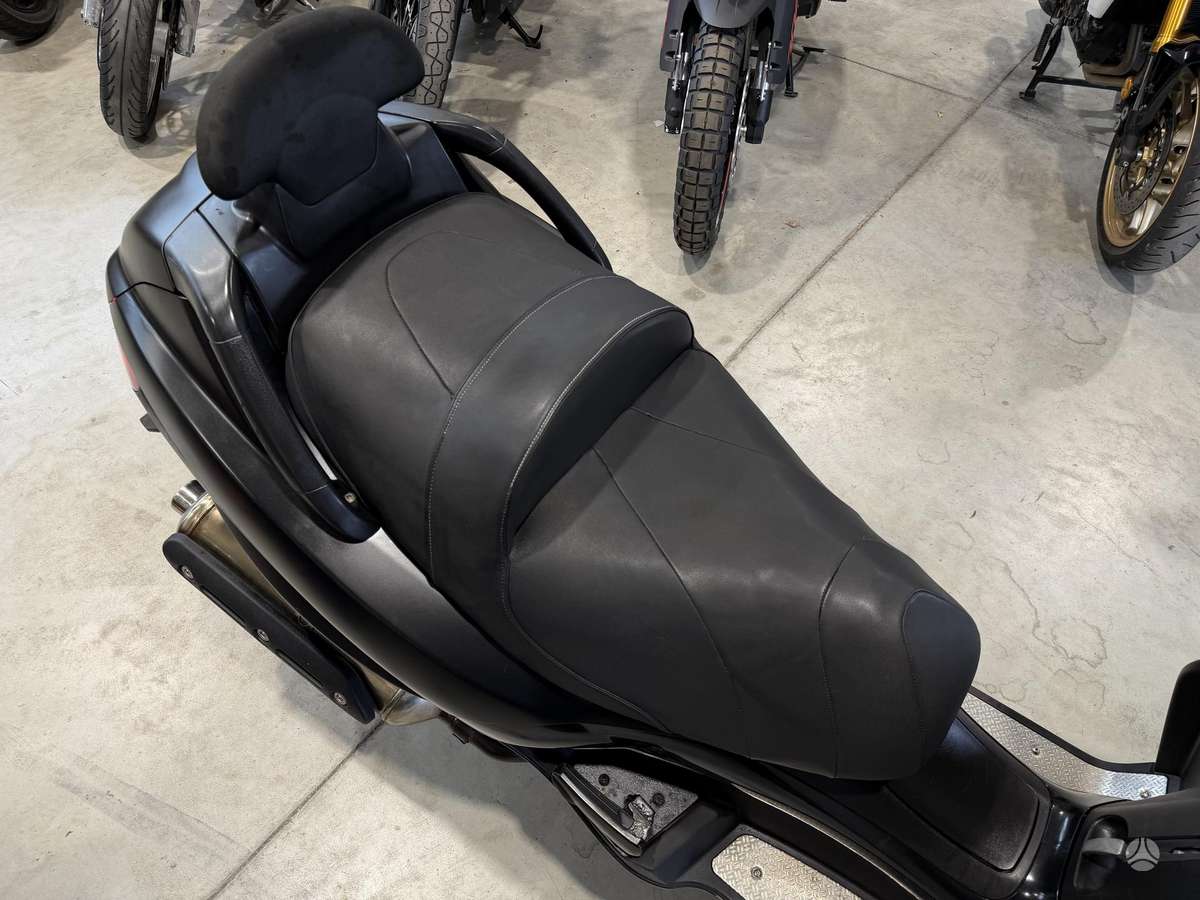 Piaggio MP3 500cc, трициклы