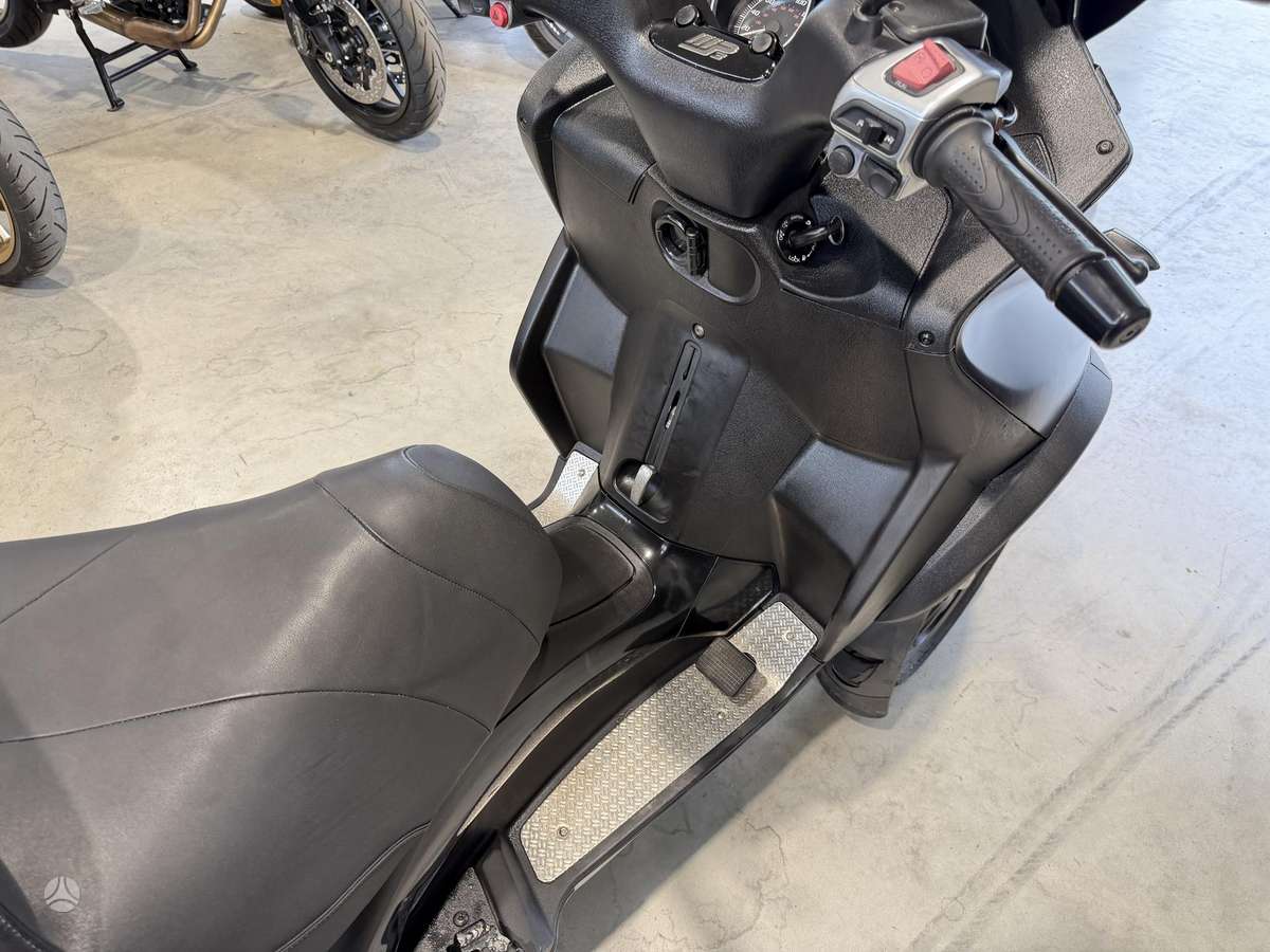 Piaggio MP3 500cc, трициклы