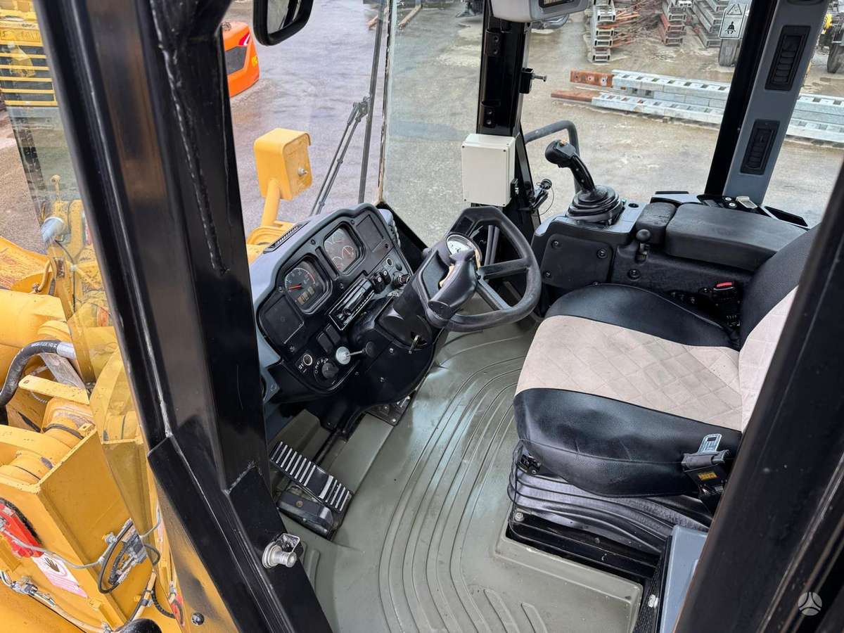 Caterpillar 962H, фронтальные погрузчики