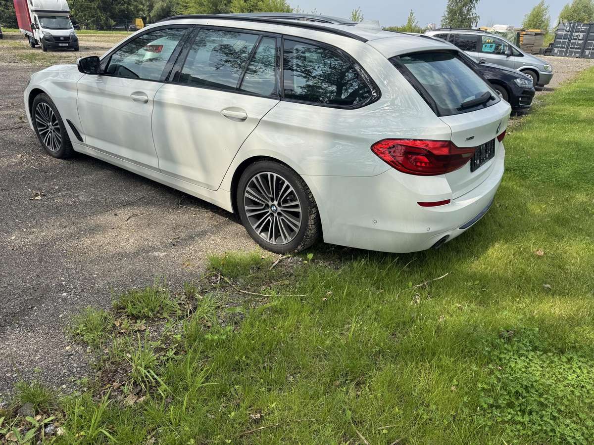 BMW 520, 2.0 l., Универсал