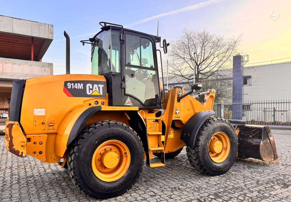 Caterpillar 914M, frontal loader