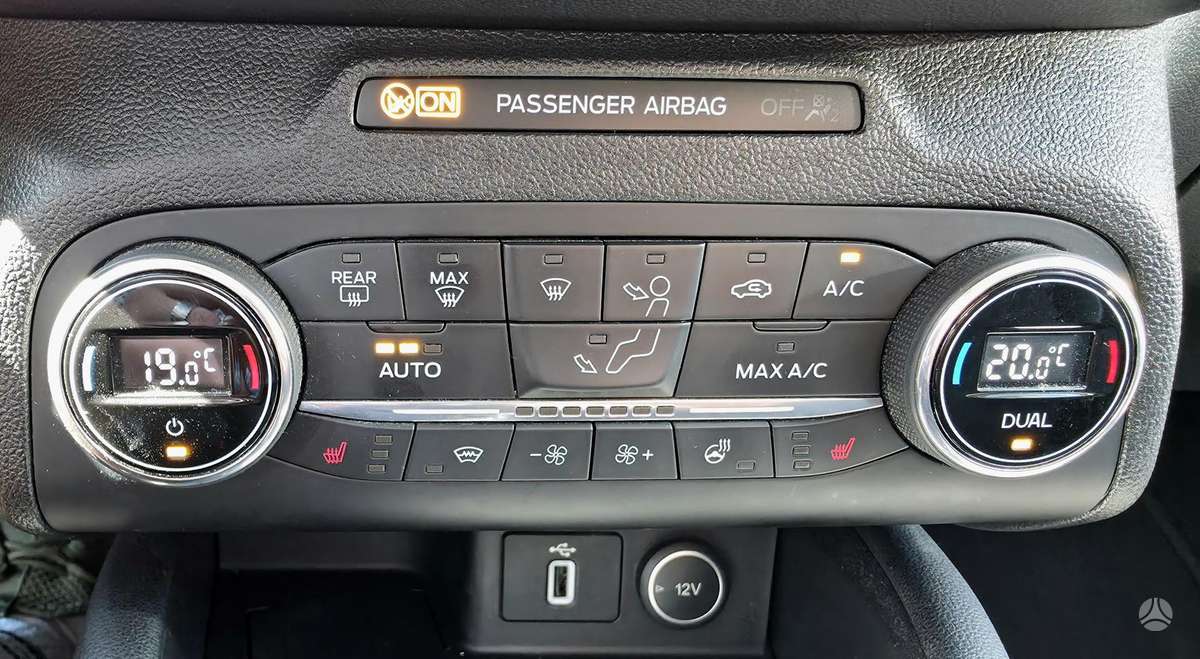Ford Focus, 1.0 l., hatchback