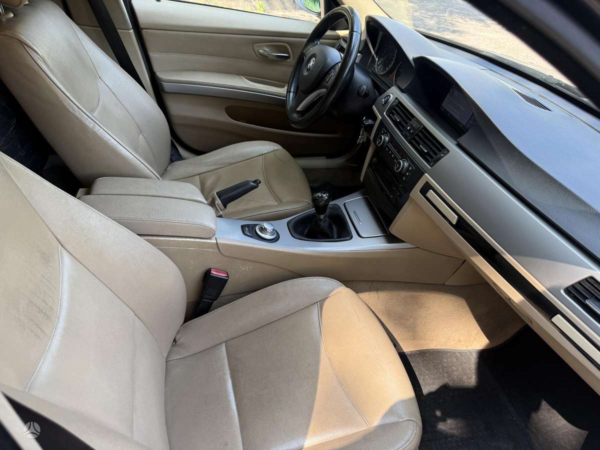 BMW 320, 2.0 l., Седан
