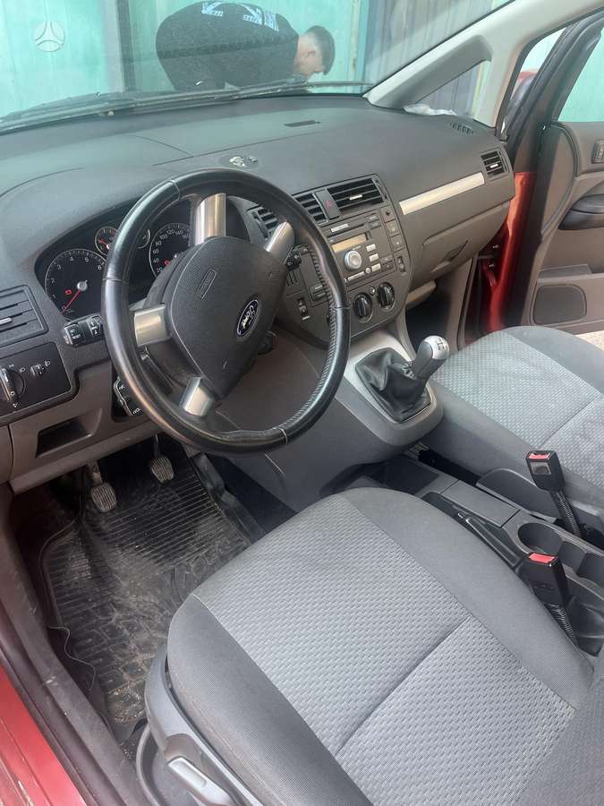 Ford C-MAX for parts. Dalimis