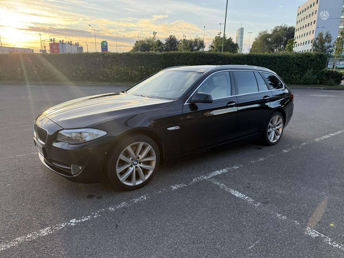 BMW 525, 3.0 l., Универсал