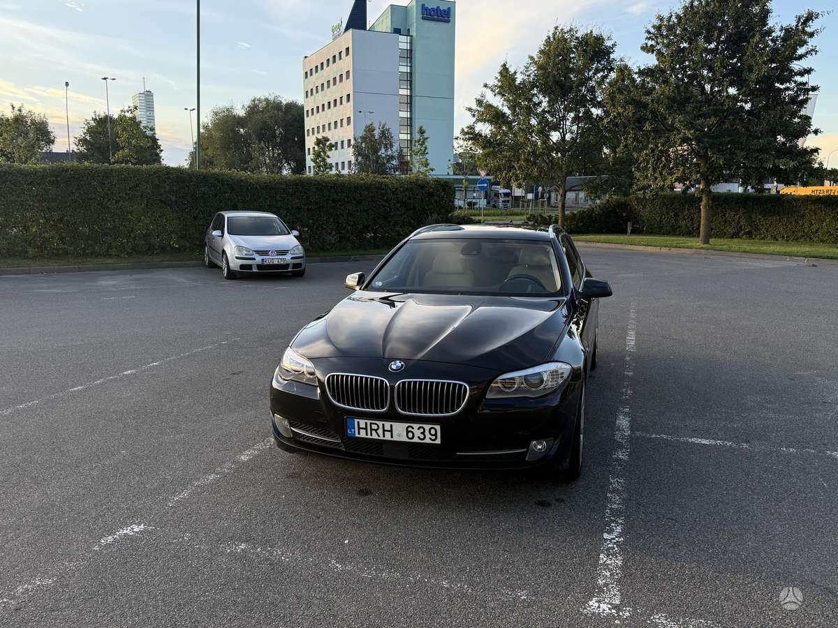 BMW 525, 3.0 l., Универсал