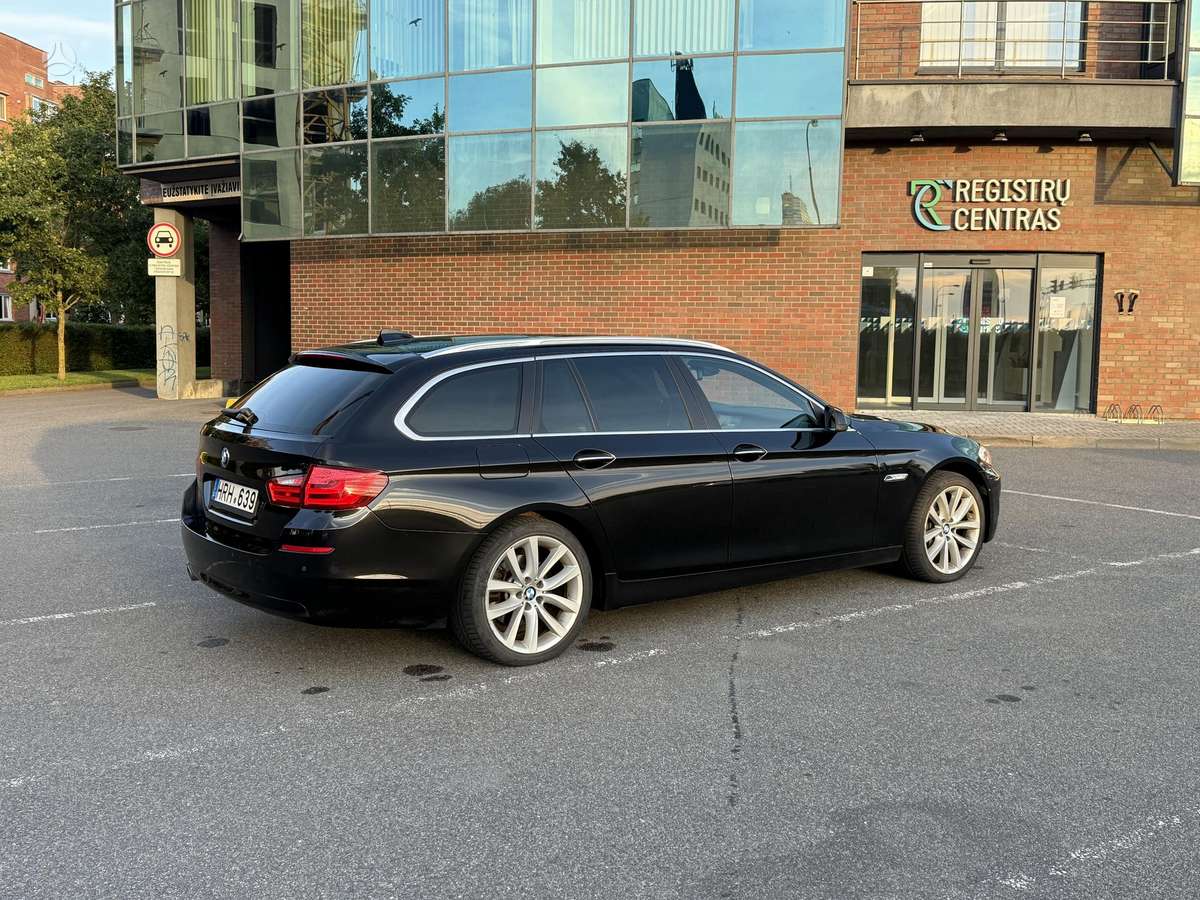 BMW 525, 3.0 l., Универсал