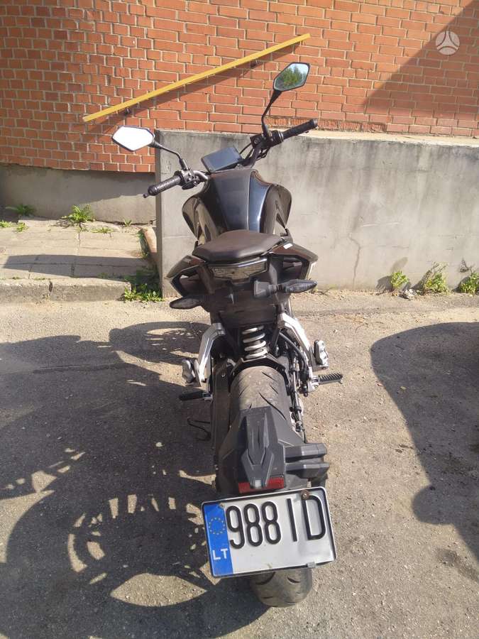 CFMOTO CF250, street / classic