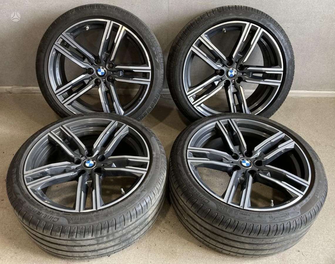 BMW 8 serija Bmw g15 ratai