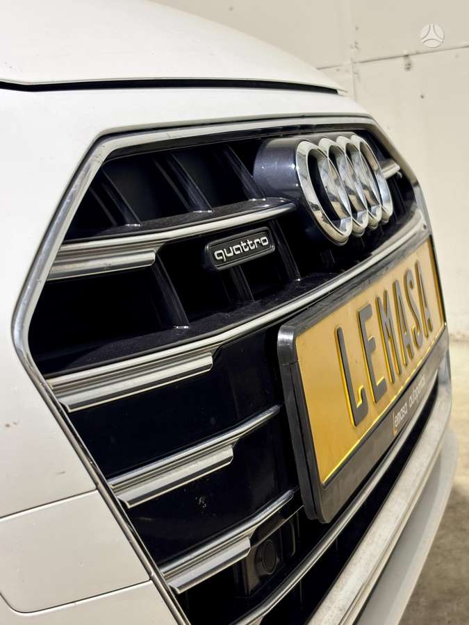 Audi A4, 2.0 l., Седан