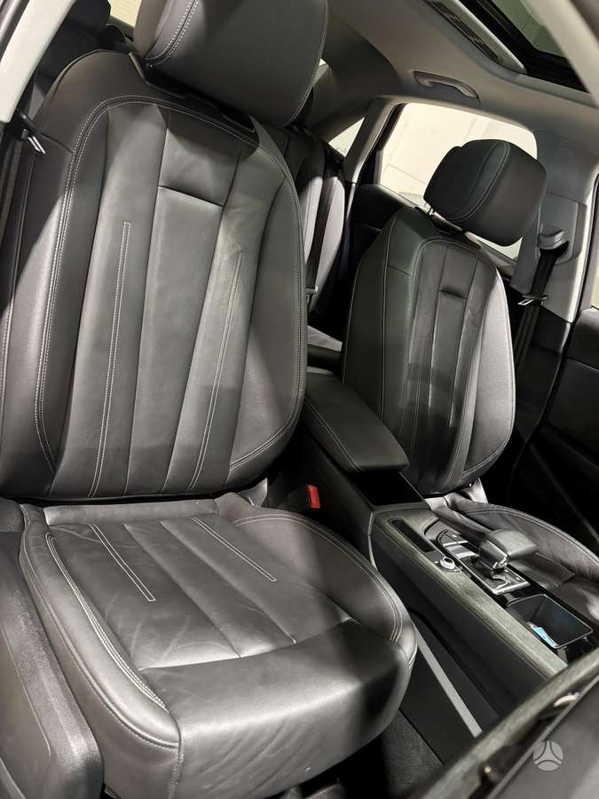 Audi A4, 2.0 l., Седан