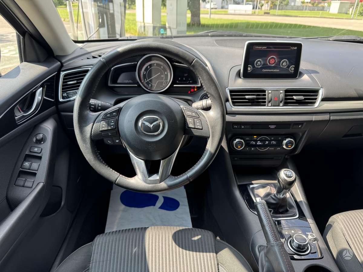 Mazda 3, 2.2 l., sedanas