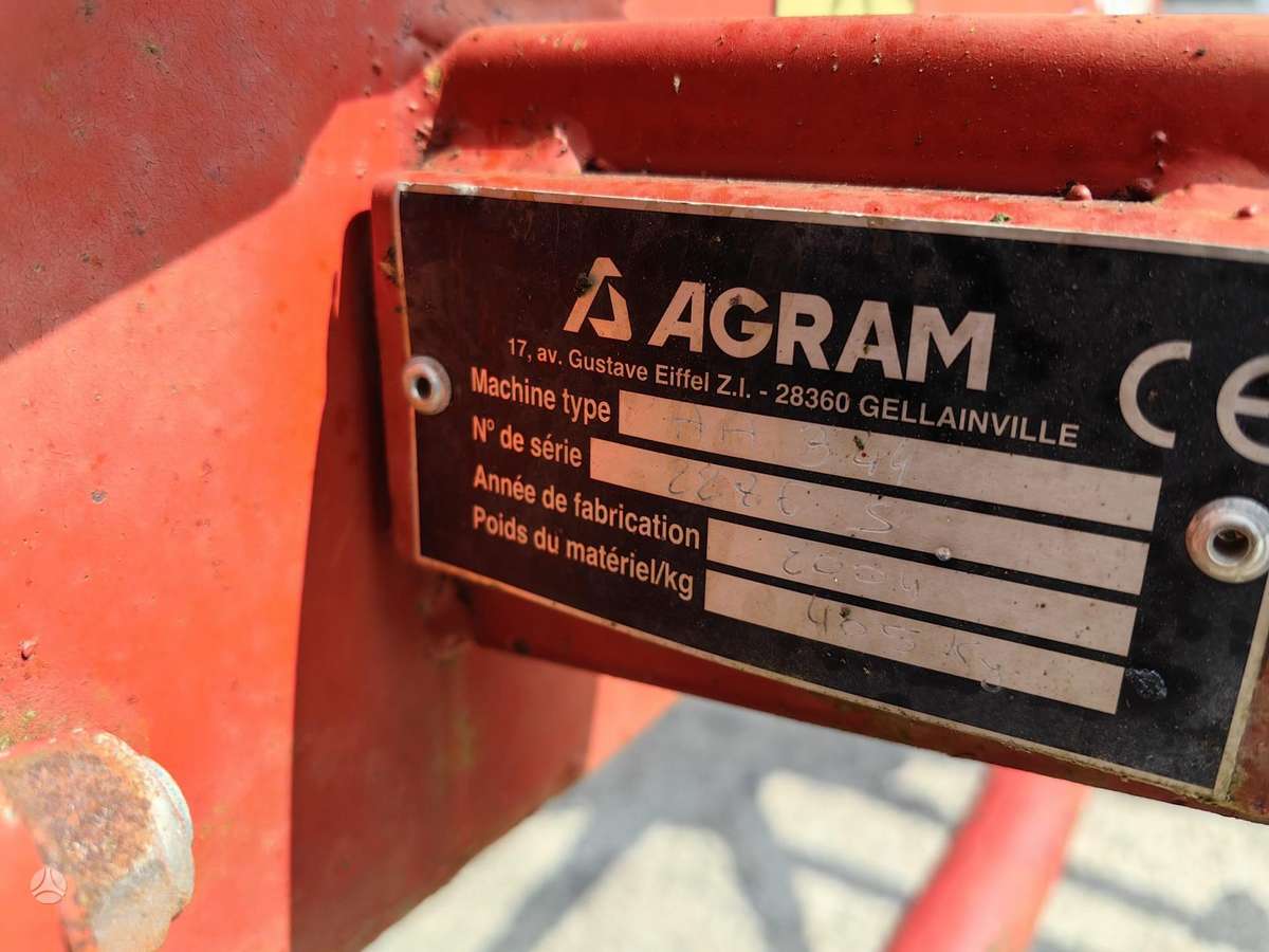 Agram QUAD 344, grābekļi