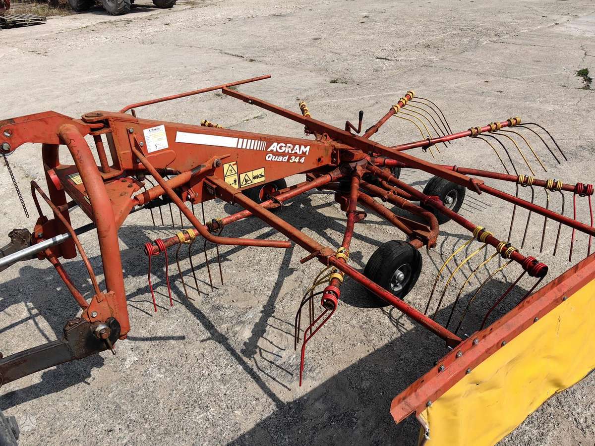 Agram QUAD 344, rakes