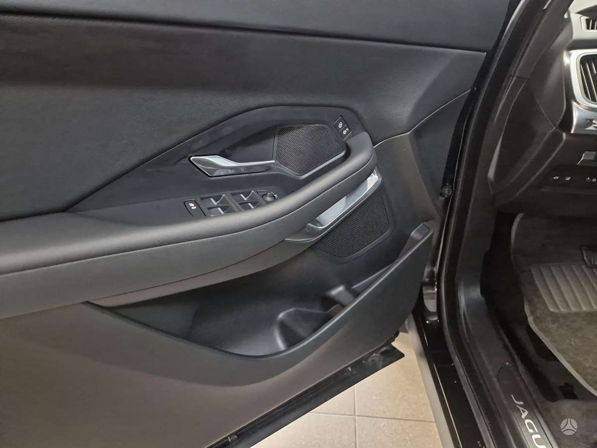 Jaguar E-Pace, 2.0 l., cits