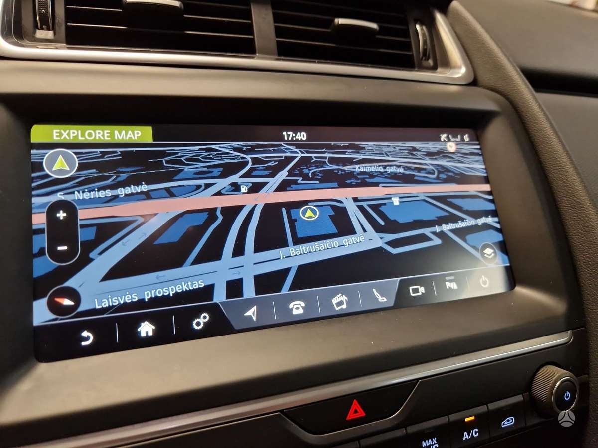 Jaguar E-Pace, 2.0 l., Другое