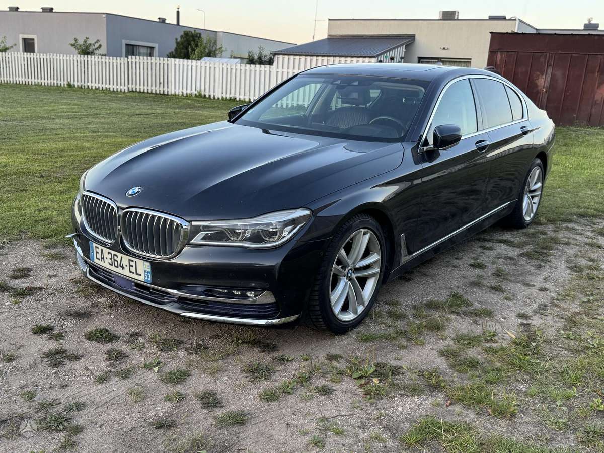 BMW 740, 3.0 l., Седан