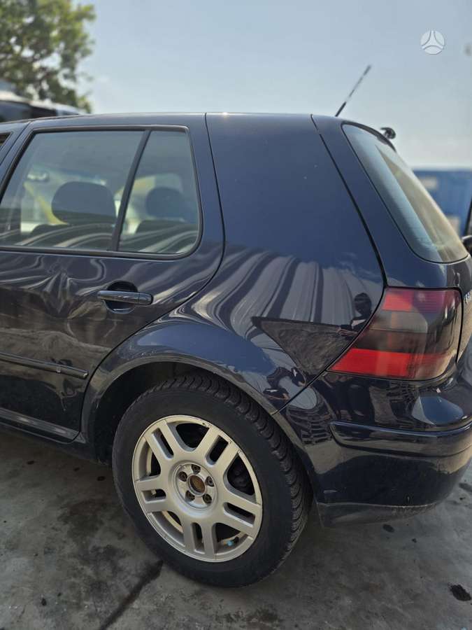 Volkswagen Golf по частям