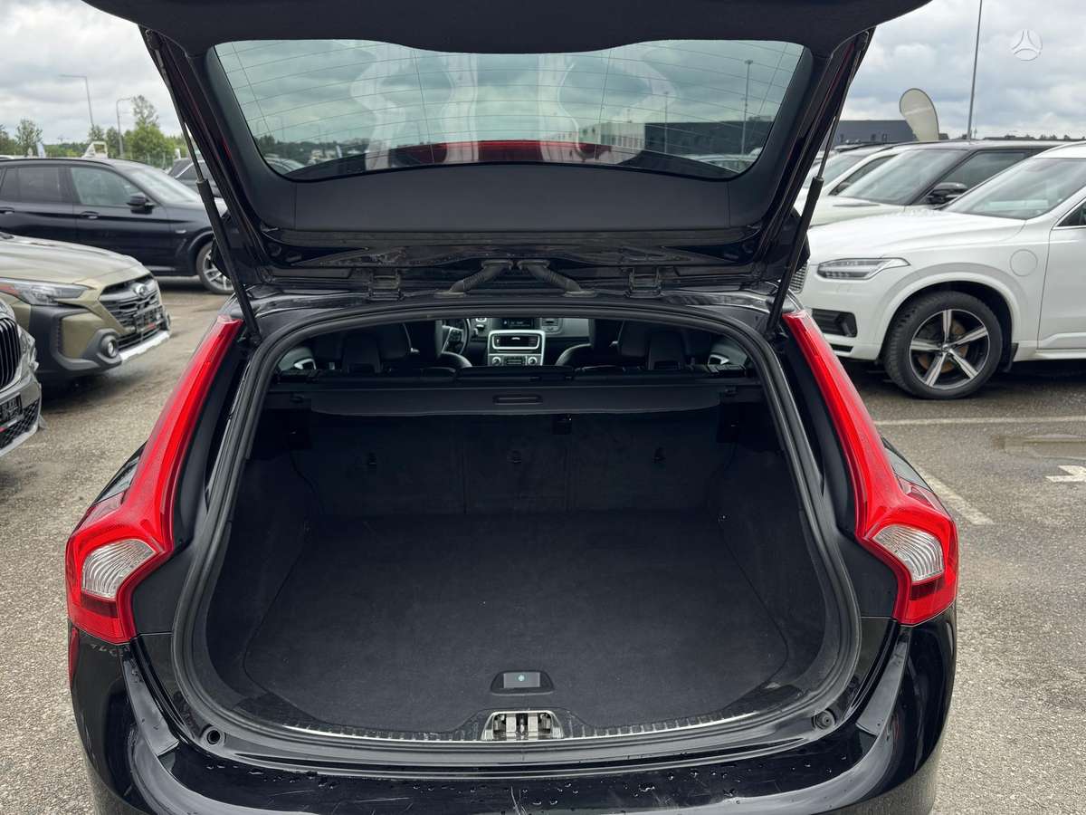 Volvo V60, 2.0 l., Универсал