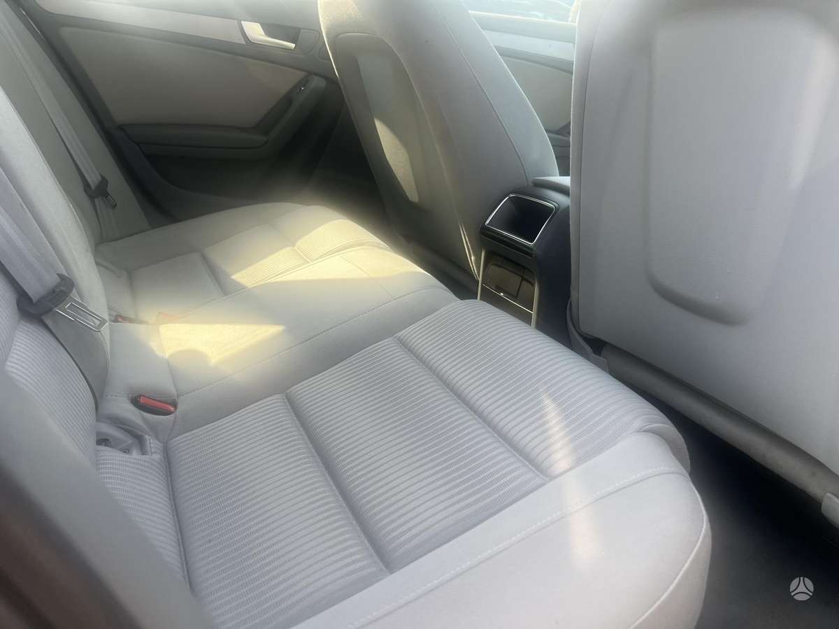 Audi A4, 2.0 l., universalas