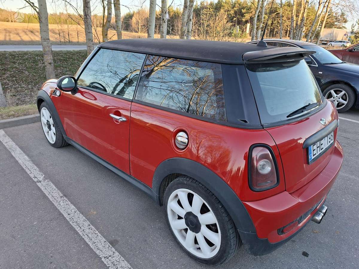 Mini Cooper S, 1.6 l., hatchback