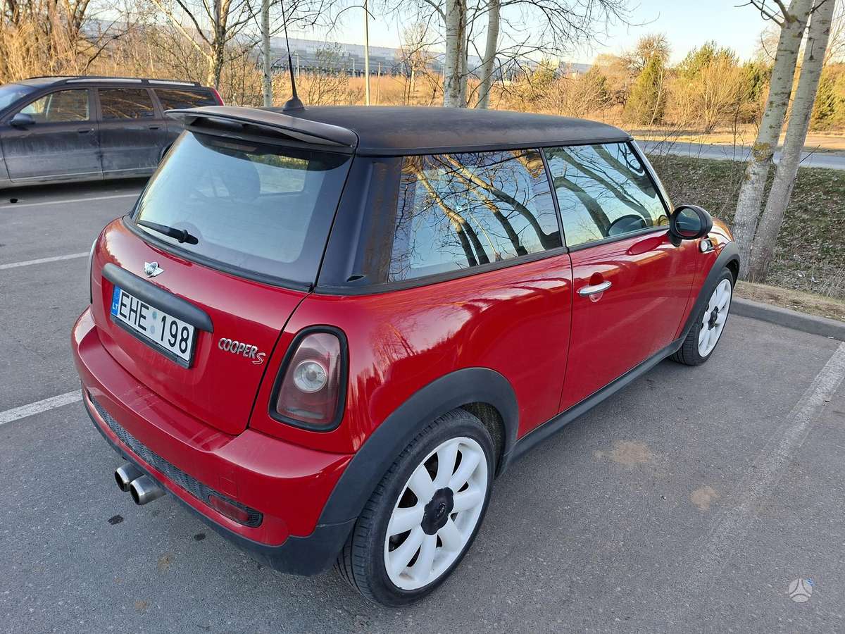Mini Cooper S, 1.6 l., hatchback