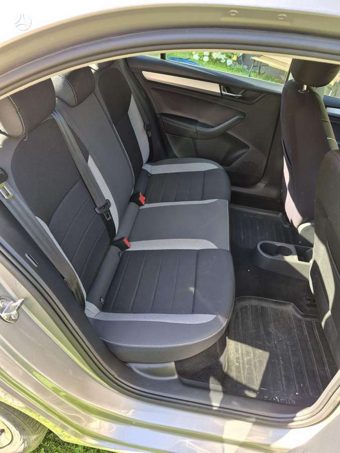 Skoda Rapid, 1.0 l., Седан