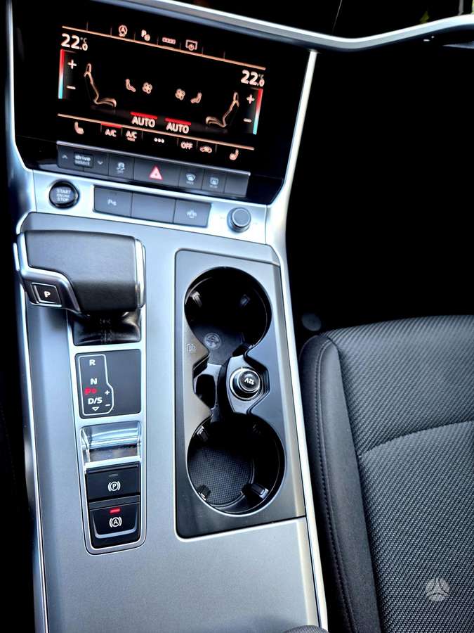 Audi A6, 2.0 l., Универсал