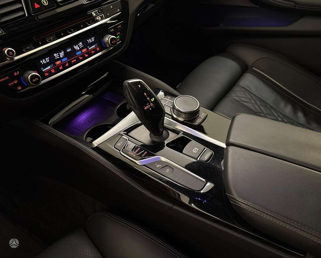 BMW 540, 3.0 l., Седан