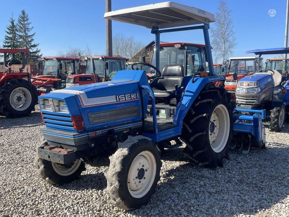 Kubota ĮVAIRIŲ MODELIŲ, traktoriai