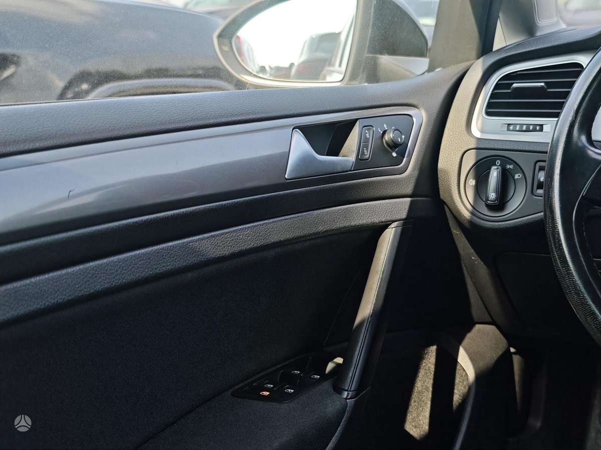 Volkswagen Golf, 1.6 l., Универсал