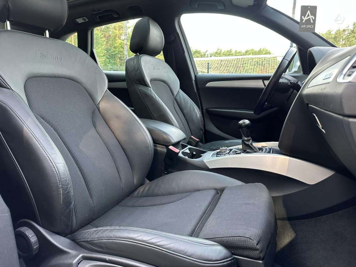 Audi Q5, 2.0 l., Внедорожник / Кроссовер