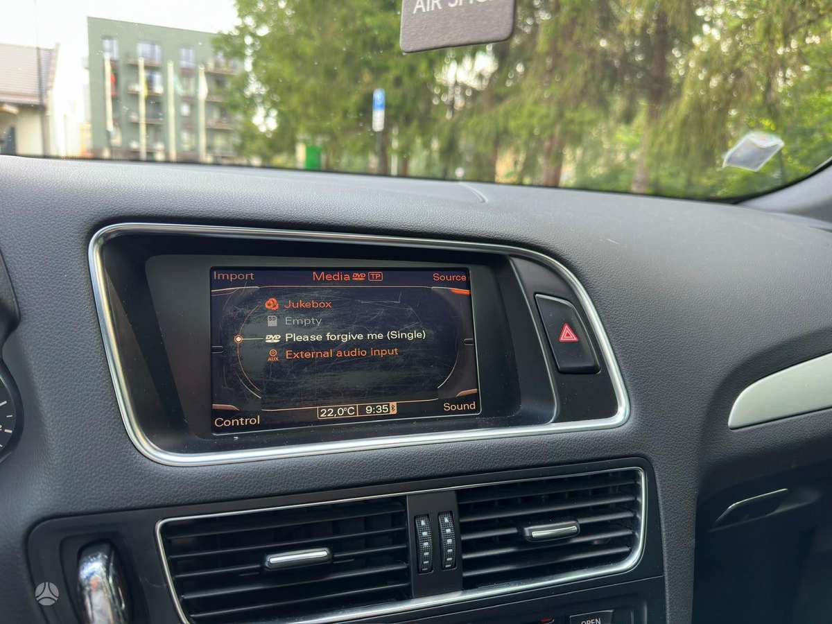 Audi Q5, 2.0 l., Внедорожник / Кроссовер