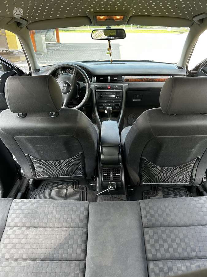 Audi A6, 2.5 l., universalas