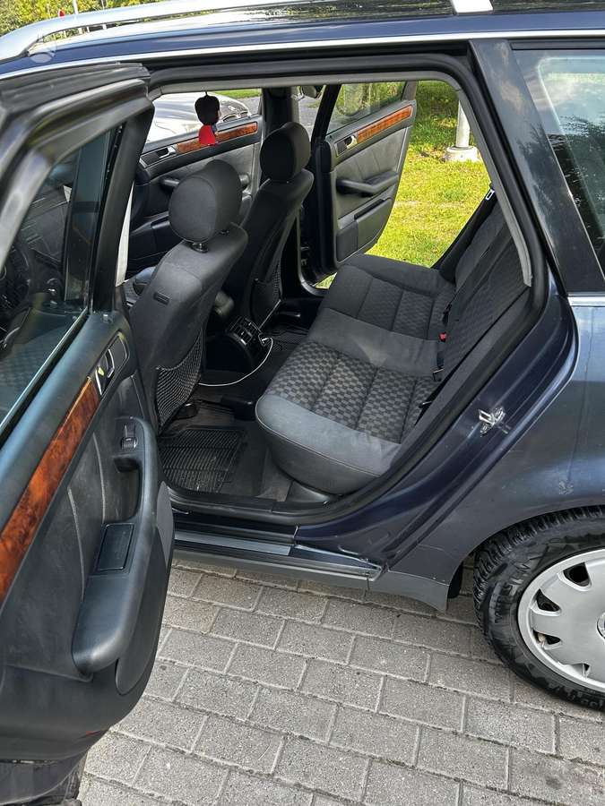 Audi A6, 2.5 l., universalas
