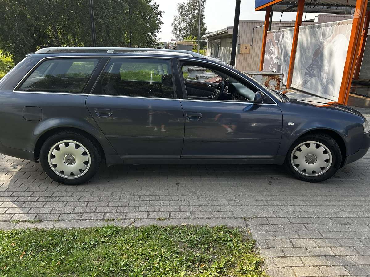 Audi A6, 2.5 l., universalas