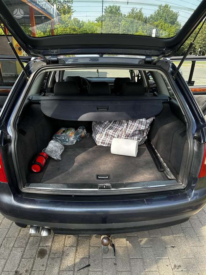 Audi A6, 2.5 l., universalas