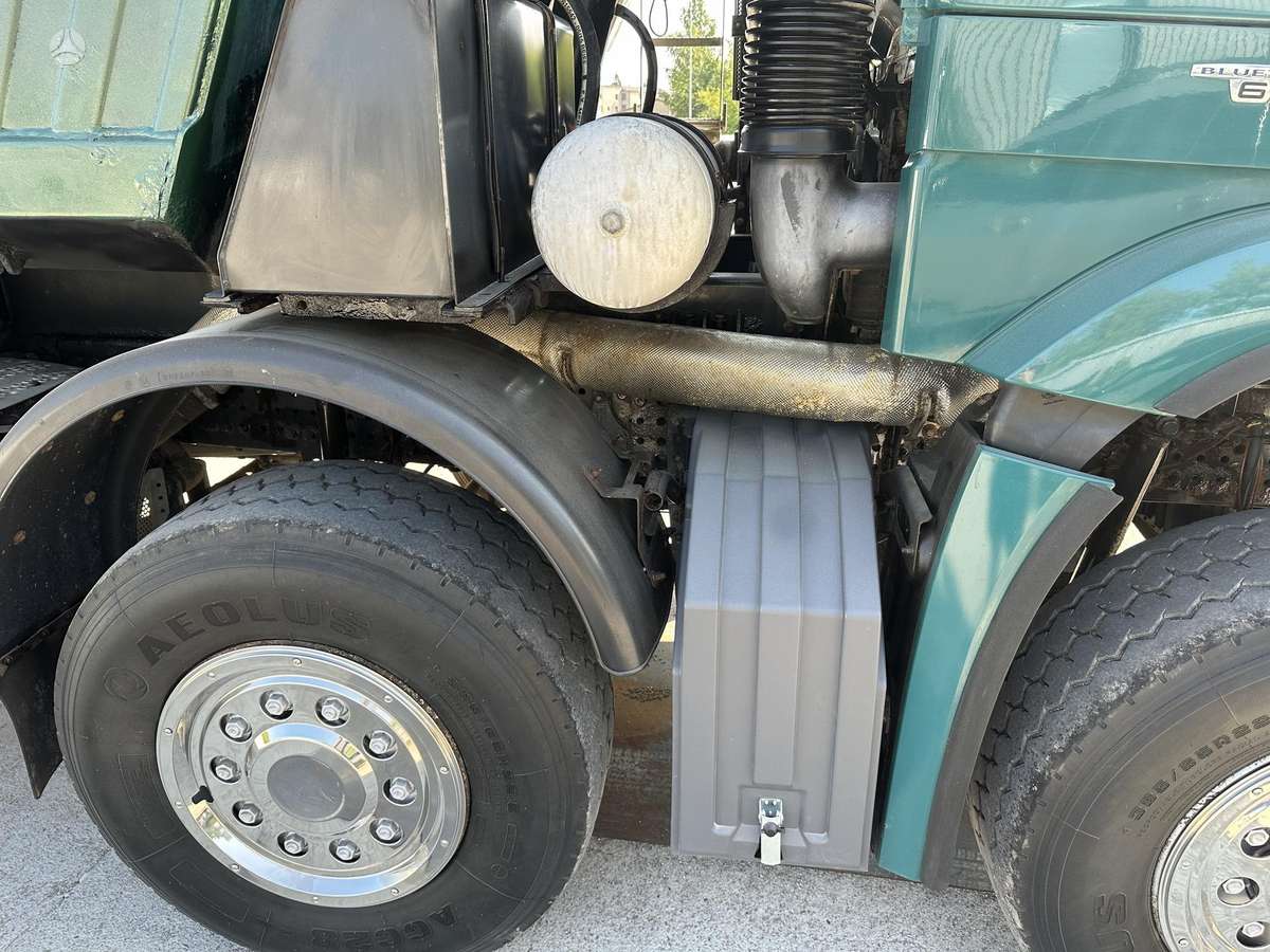 Mercedes-Benz Arocs, dumpers / tippers
