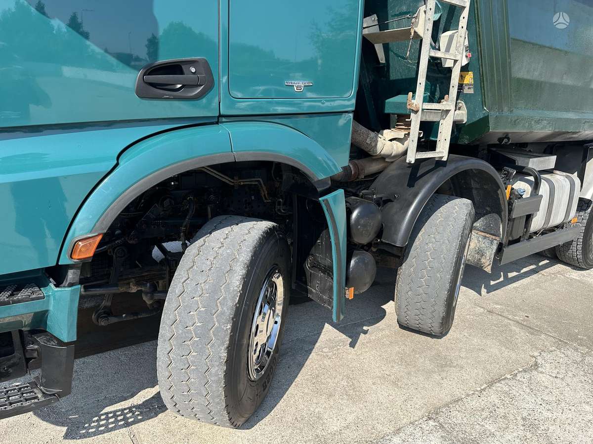 Mercedes-Benz Arocs, dumpers / tippers