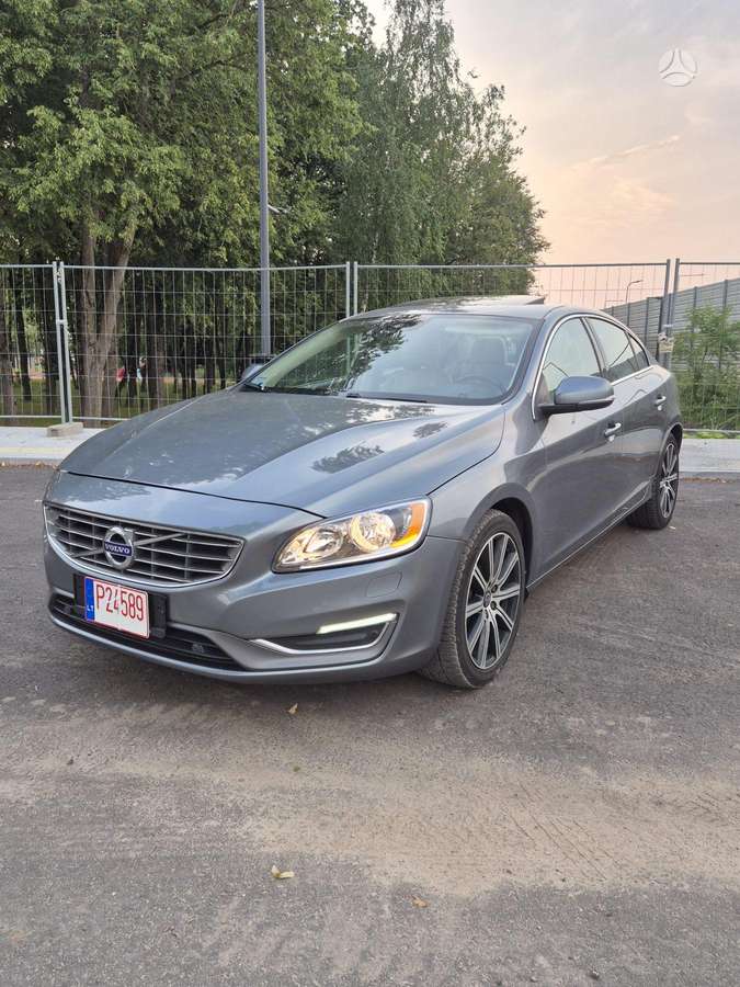 Volvo S60, 2.0 l., Седан