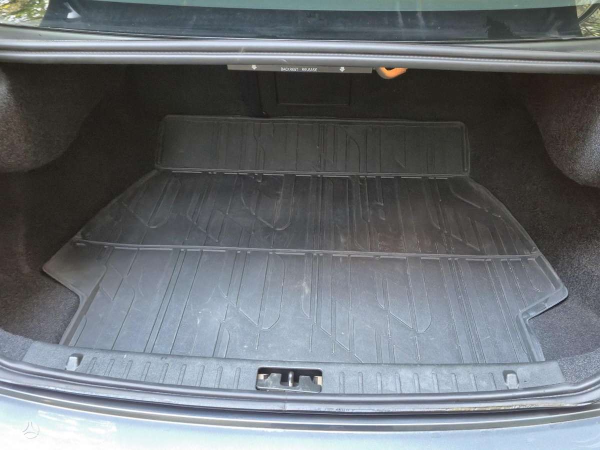 Volvo S60, 2.0 l., Седан