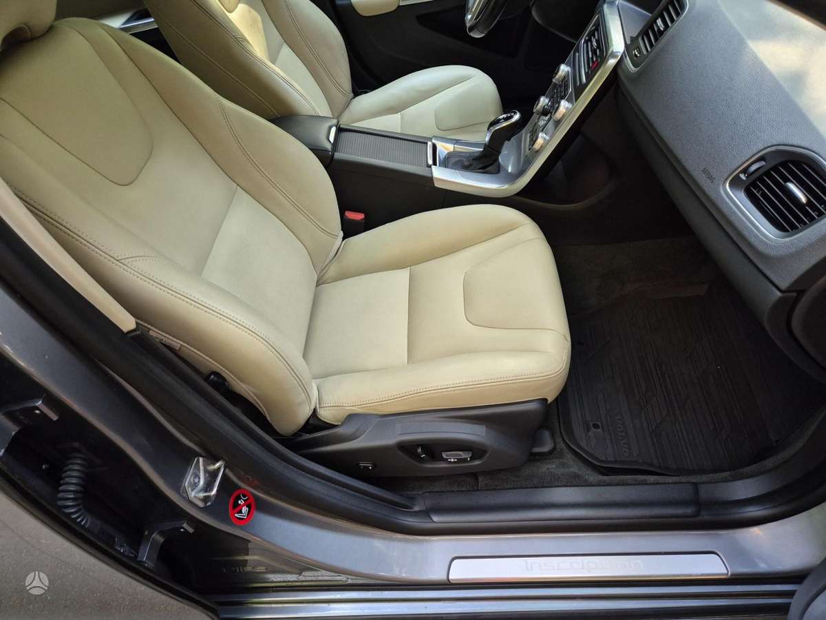 Volvo S60, 2.0 l., Седан