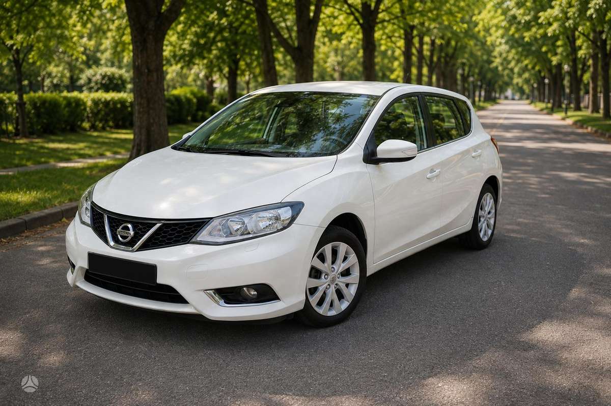 Nissan Pulsar, 1.5 l., hatchback