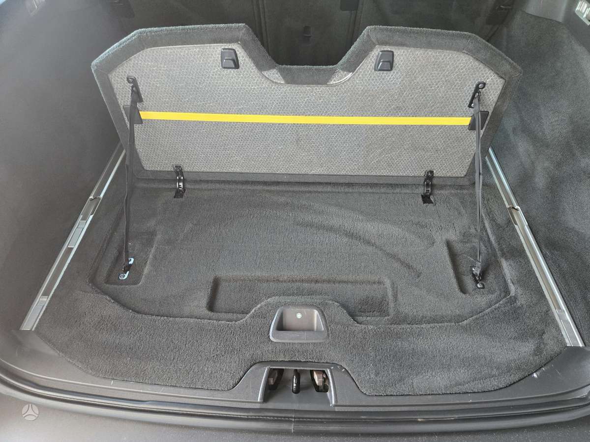 Volvo XC70, 2.0 l., wagon