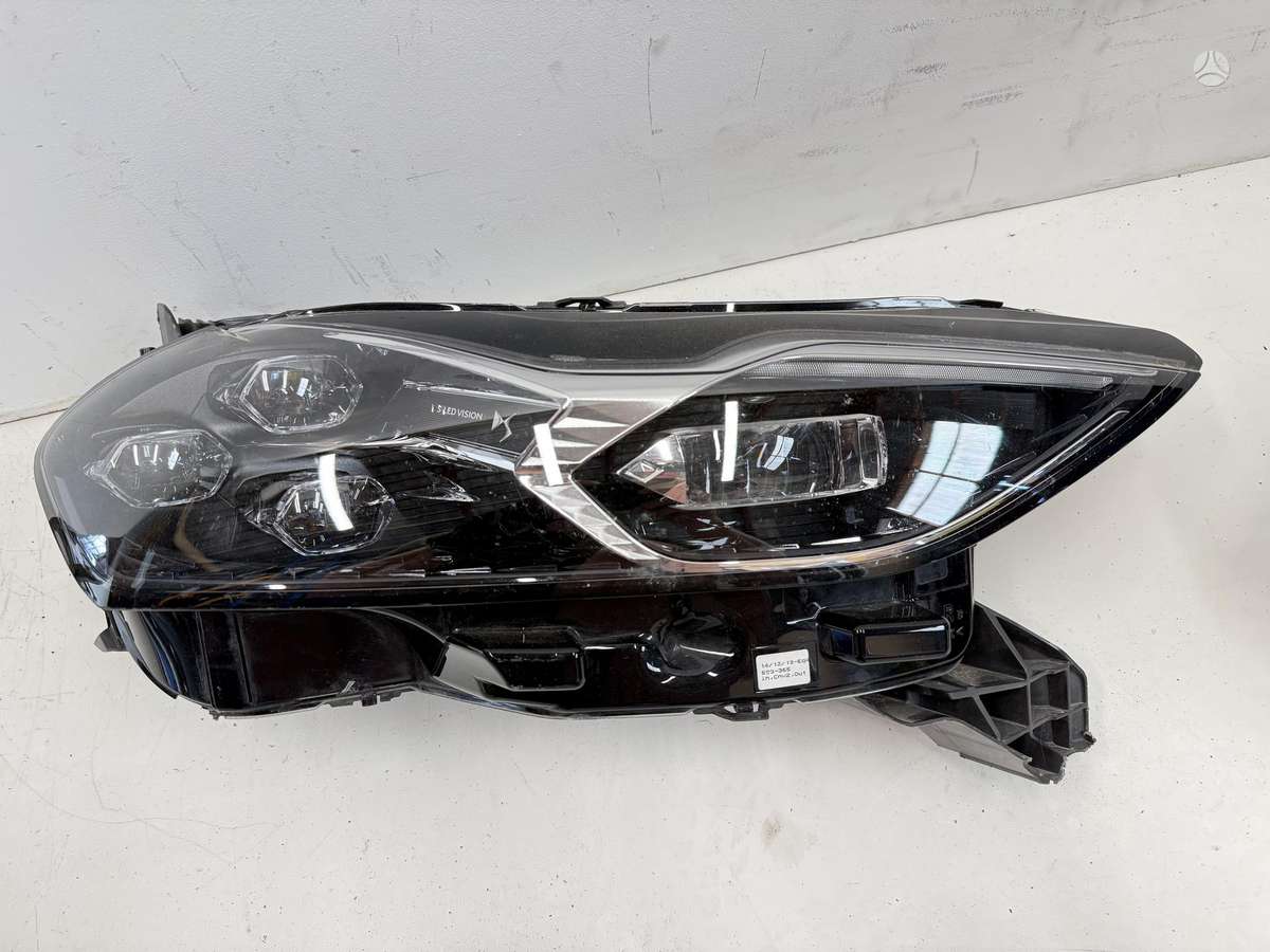 DS Automobiles DS3 Crossback žibintai